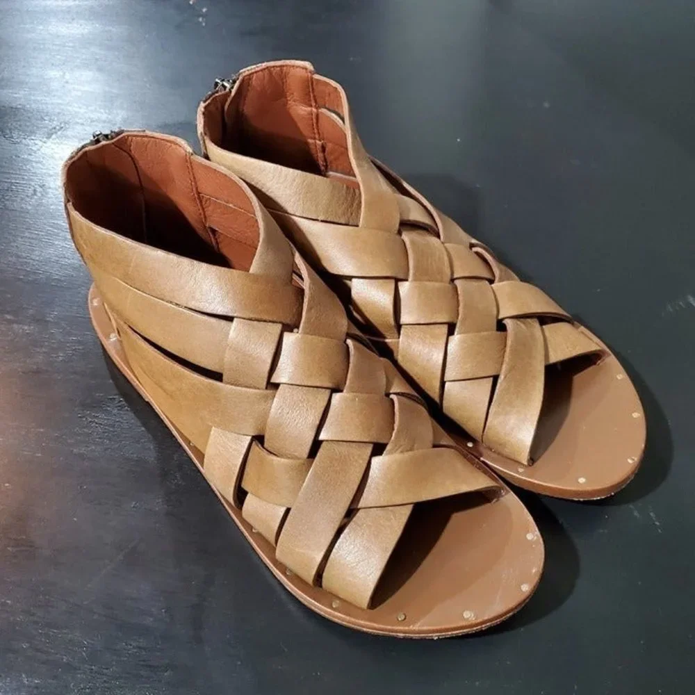 Beek Turaco Leather Sandals Size 8 Woman - Picture 1 of 8